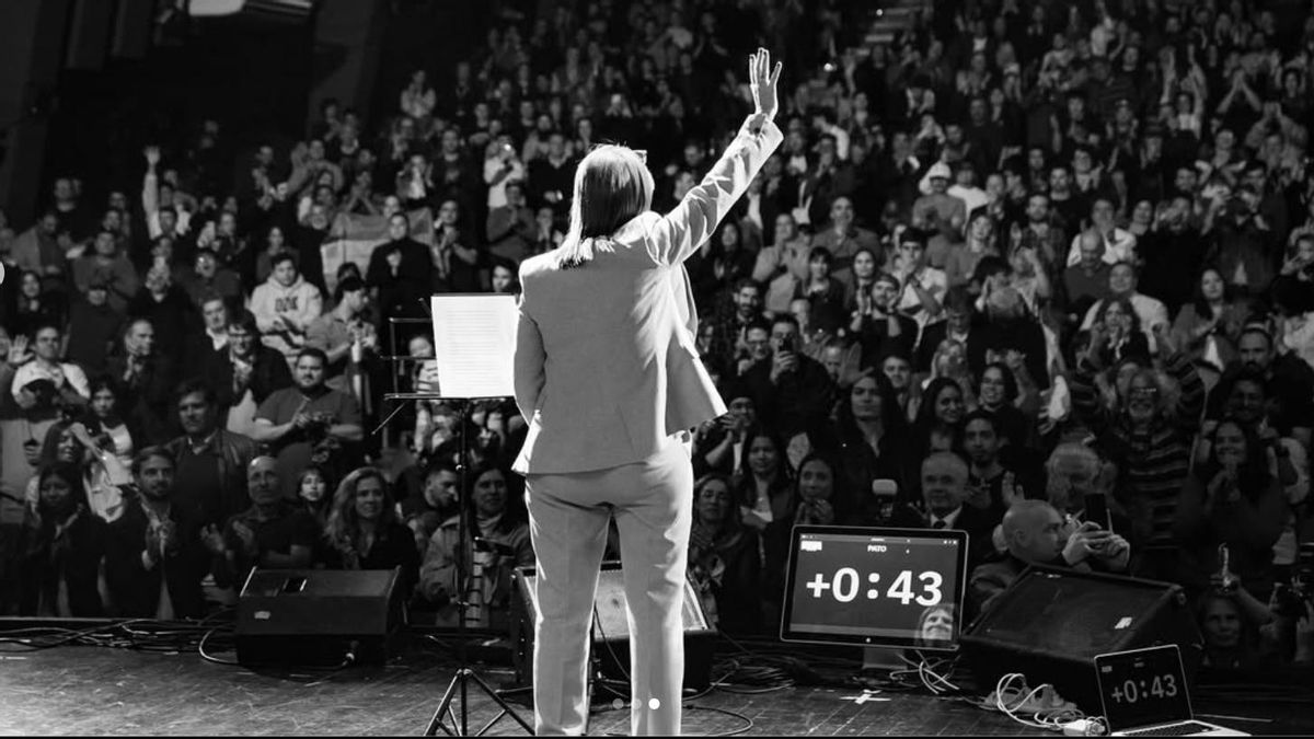 Patricia Bullrich en el escenario de la Derecha Fest