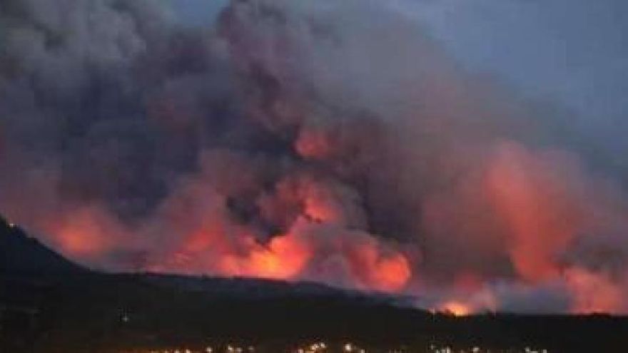 Incendios forestales, dos provincias afectadas, rutas cortadas, pocos brigadistas y la única esperanza de la lluvia
