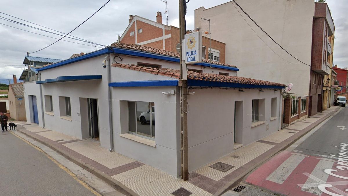 Turnos con un solo agente y patrullas sin aire acondicionado en plena ola de calor en Lardero