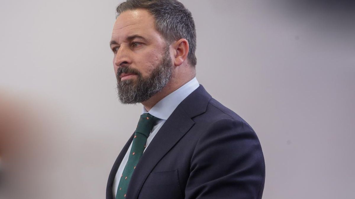Abascal acusa a Bélgica de colaborar con los "enemigos de España" tras  suspender la euroorden contra Puigdemont