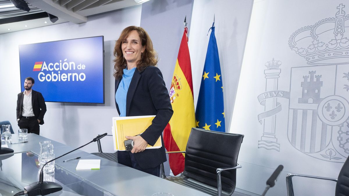 La ministra de Sanidad, Mónica García, en la rueda de prensa posterior al Consejo de Ministros.