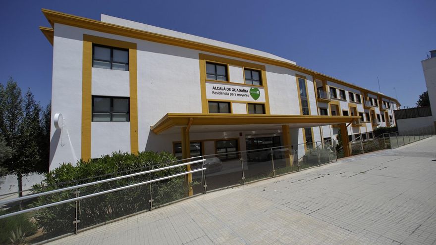 De las muertes por Covid-19 al "abandono severo": denuncias en el juzgado por el trato a los mayores de una residencia de Sevilla