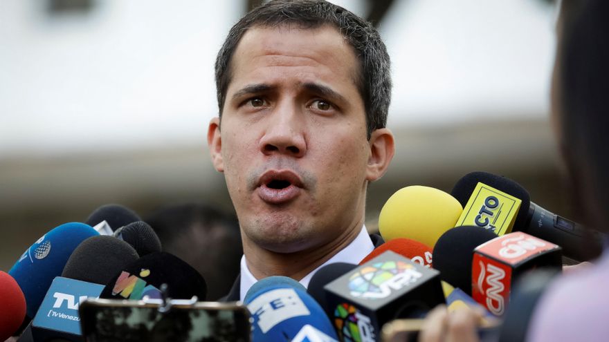 Guaidó rechaza "ley antibloqueo" y acusa a Maduro de querer "saquear" el país