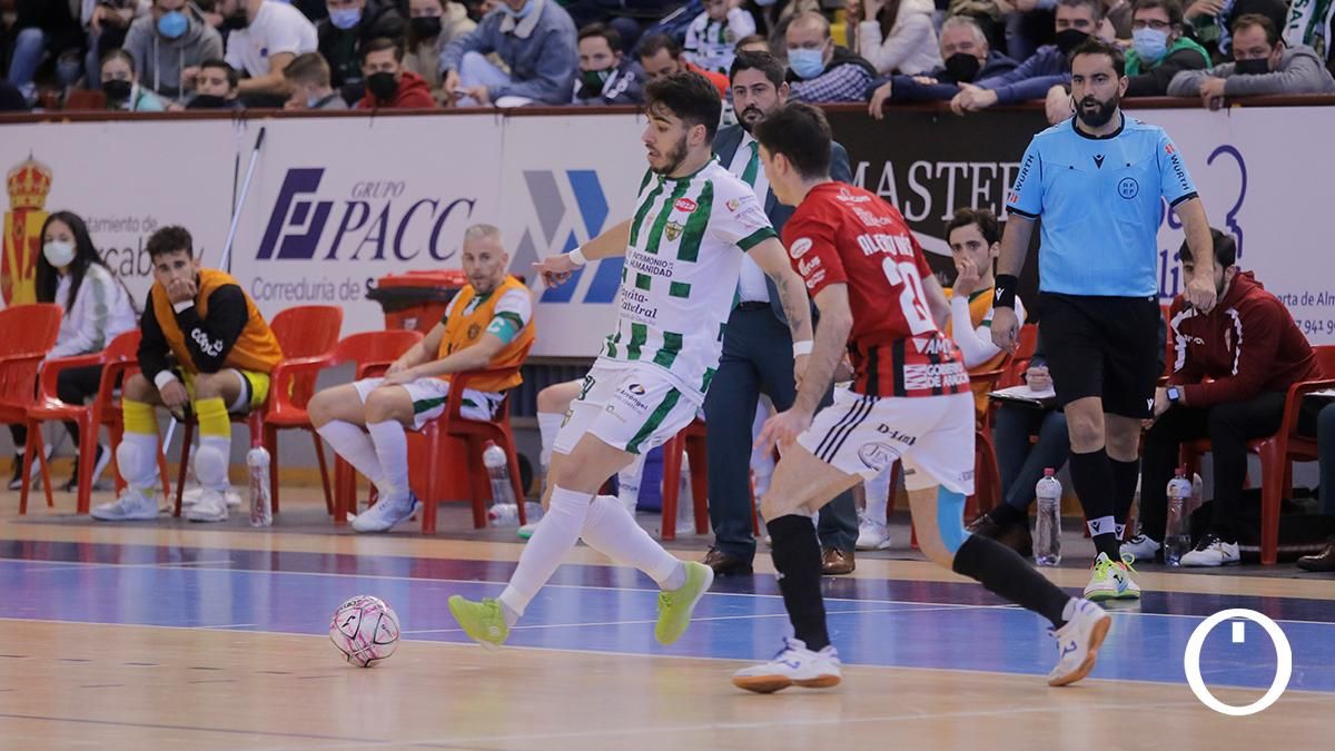 Partido disputado entre el Córdoba Patrimonio y el Fútbol Emotion Zaragoza