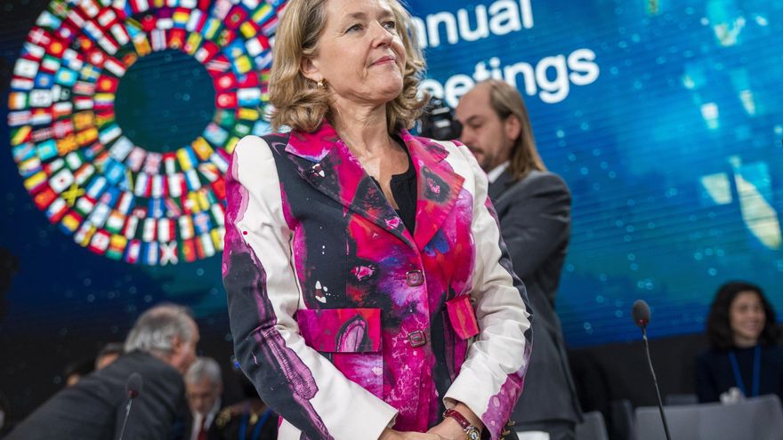 La ministra española de Economía, Nadia Calvino. EFE/EPA/SHAWN THEW