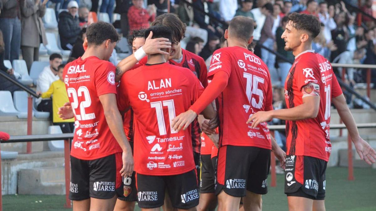 El Salerm Puente Genil tira de épica para firmar una remontada de oro en el descuento