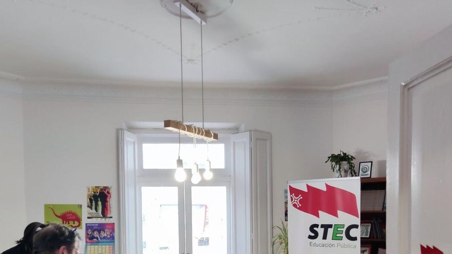 STEC anuncia un recurso para extender el derecho a la reducción de la jornada lectiva para mayores de 55