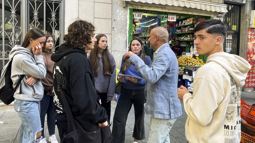 La memoria democrática convertida en asignatura de instituto y en juego compartido