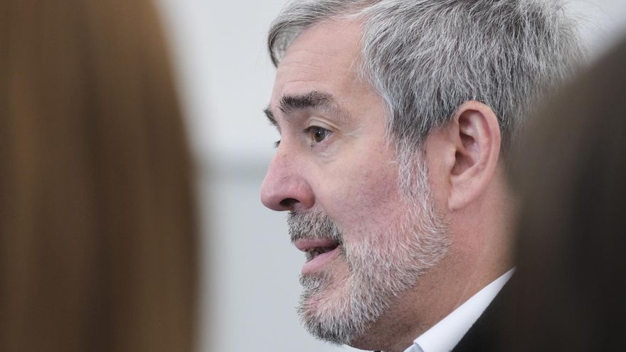 Clavijo, a 12 días del 20A, pide al sector turístico "democratizar" la riqueza porque "explota algo de todos"