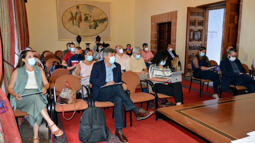 Otro momento reunión  del Patronato  de la Fundación de la Reserva Mundial de la Biosfera de La Palma