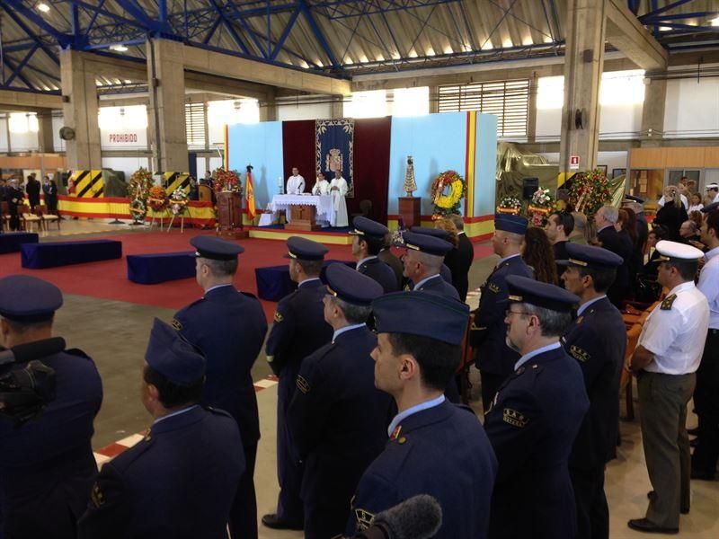 Ceremonia por los militares fallecidos en el helicóptero del SAR. Europa Press.