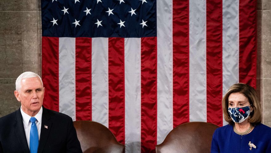 El vicepresidente de EEUU, Mike Pence, y la presidenta de la Cámara de Representantes, Nanci Pelosi.