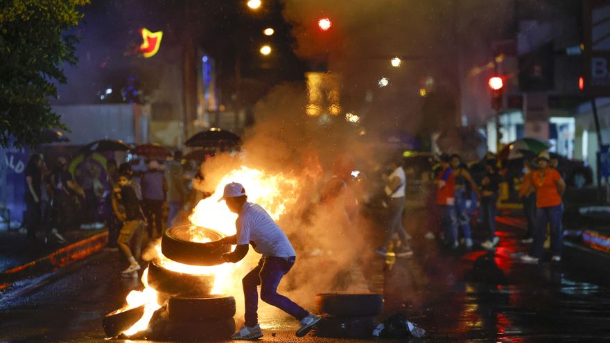 "Deje la arrogancia", le pide docente panameño en paro gremial al presidente Mulino
