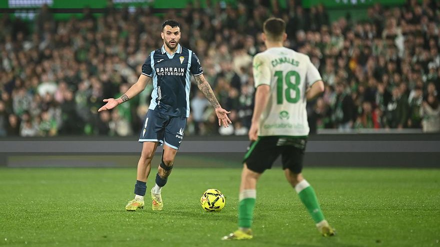 Así queda la clasificación de Segunda División: el Córdoba CF, más en tierra de nadie