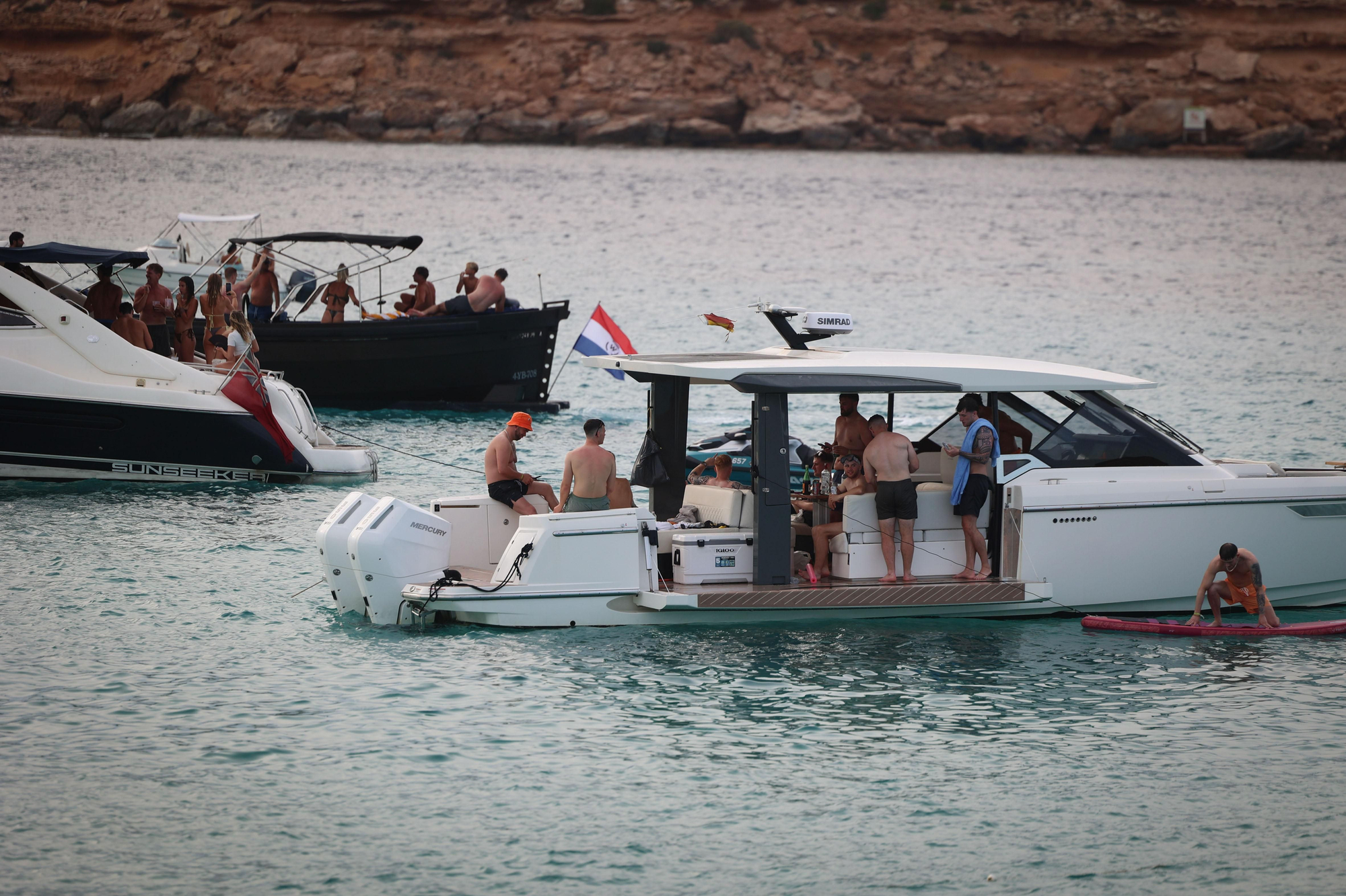 El alquiler de barcos y yates, otro gran reclamo para ver el eclipse del 12 de agosto