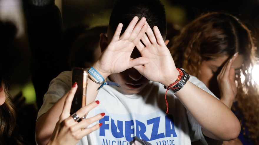 Organizaciones sociales alertan que "la democracia está en riesgo" en Colombia