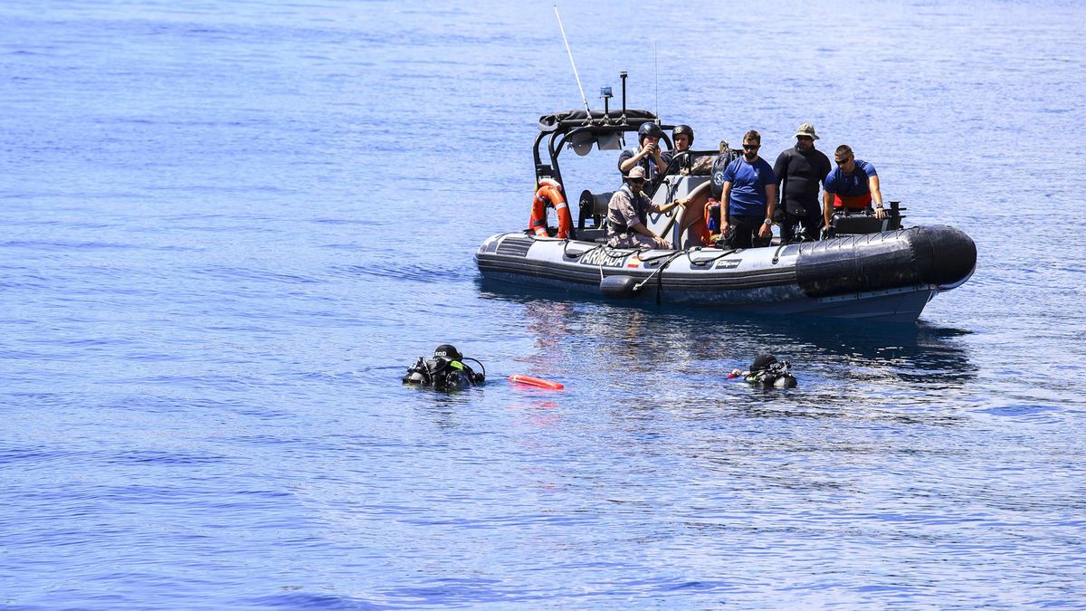 Simulacro de desactivación de un artefacto explosivo, en el marco del ejercicio avanzado de seguridad marítima MARSEC-25