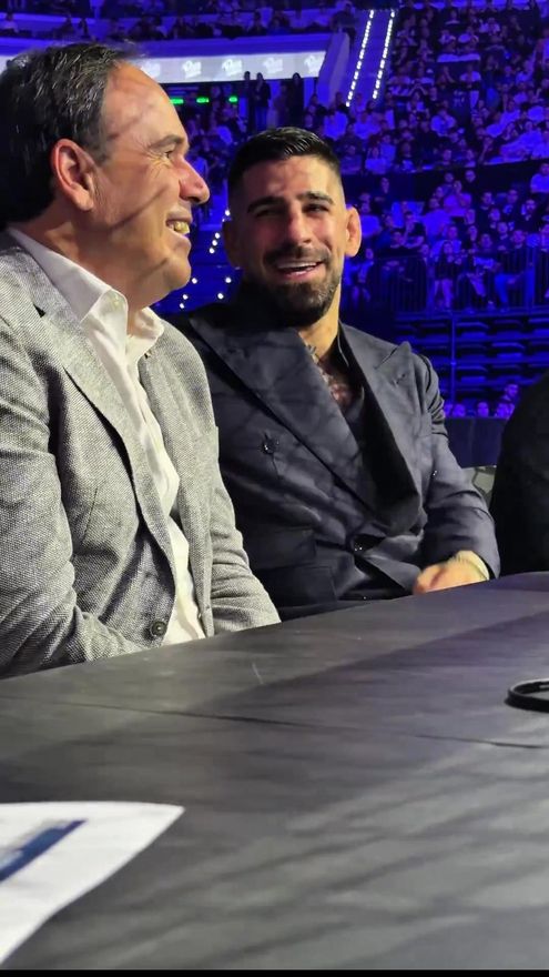 Juanfran Pérez Llorca junto a Illa Topuria, en una imagen difundida por el presidente de la Generalitat.