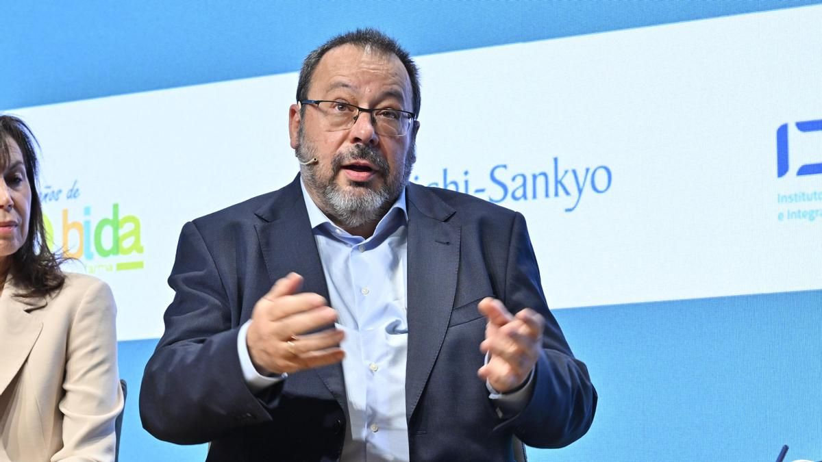 César Hernández, director general de Cartera Común del SNS y Farmacia del Ministerio de Sanidad