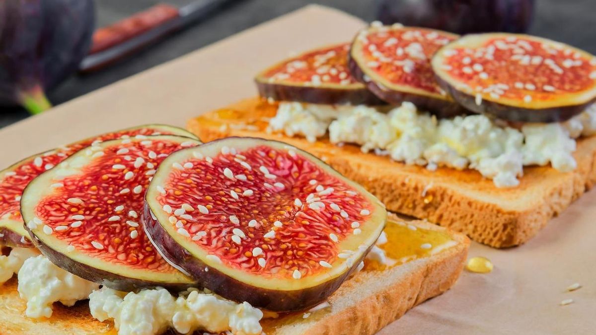 Para una opción vegetariana, puedes cambiar el prosciutto por queso cottage