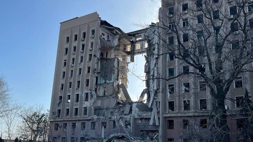 Un ataque alcanza el edificio administrativo del gobierno regional en la ciudad de Mykolaiv. Imagen compartida por el gobernador.