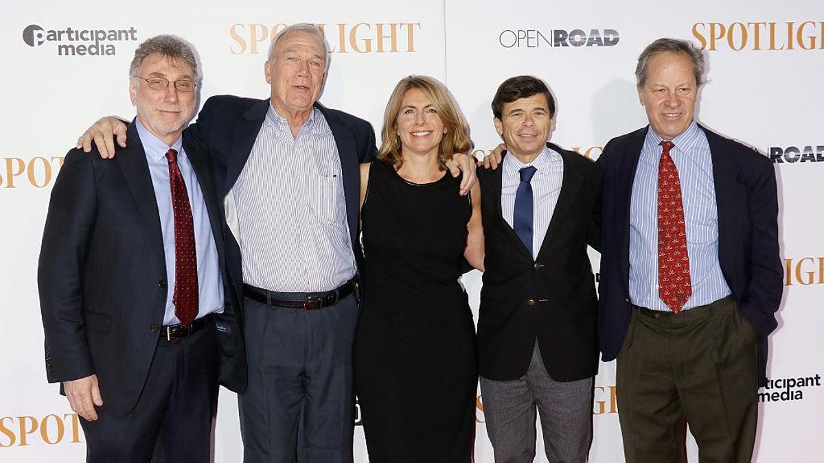 Marty Baron y sus colegas del 'Boston Globe' en el estreno de 'Spotlight' en Nueva York en 2015.