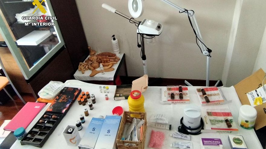 Rdo. Nota De Prensa Guardia Civil (Clausurados Dos Pisos En Maliaño Donde Se Practicaban Intervenciones Estéticas Ilegales)