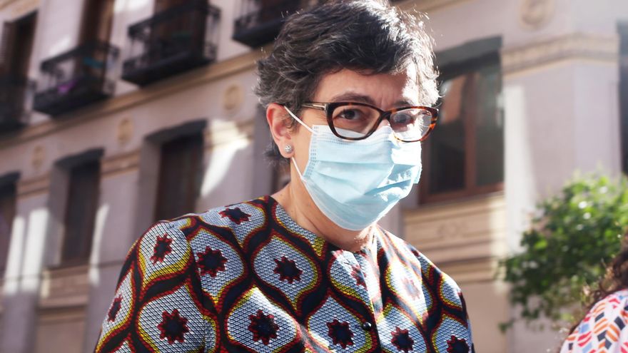 La ministra de Asuntos Exteriores, Unión Europea y Cooperación, Arancha González Laya, a su llegada para presidir un acto con motivo del Día de África, en el Palacio de Viana, a 25 de mayo de 2021, en Madrid (España). En el acto participan embajadores de