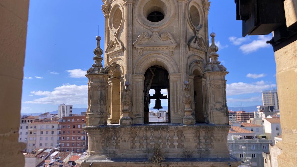 Icónica vista de una torre de La Redonda desde la otra