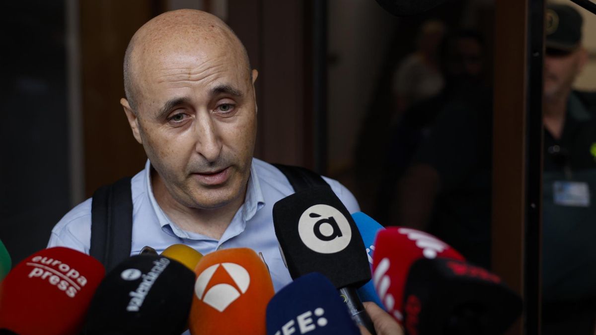 El presidente de la Confederación del Júcar revela que Mazón "llevaba las riendas" del Cecopi a las 23 horas del día de la dana