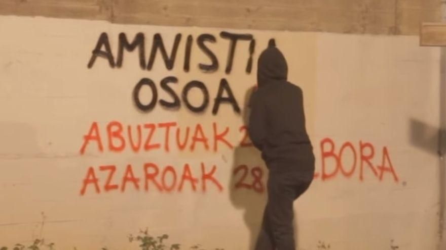 ¿Qué es el "conflicto vasco"? ¿ETA fue una "banda terrorista"? El Memorial de Víctimas y la Fundación Buesa elaboran un diccionario para jóvenes
