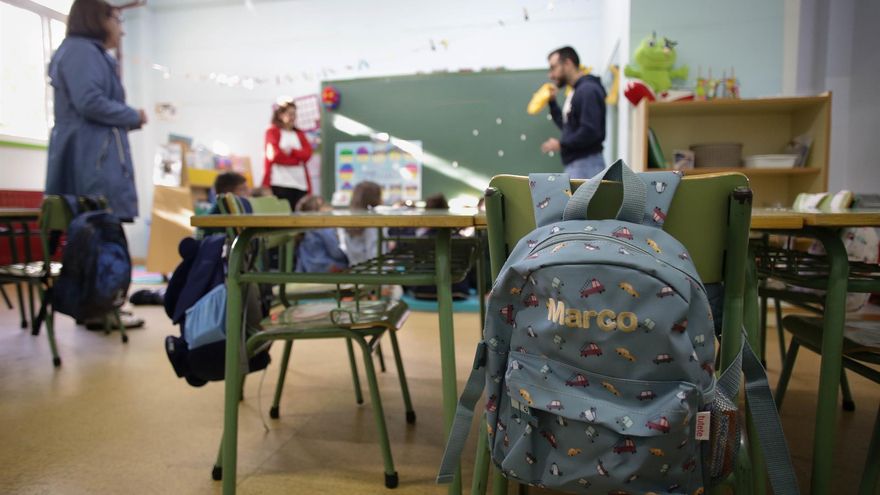 Huelga contra el "acuerdo de la miseria" que condenará a la educación gallega durante años, a juicio de los sindicatos