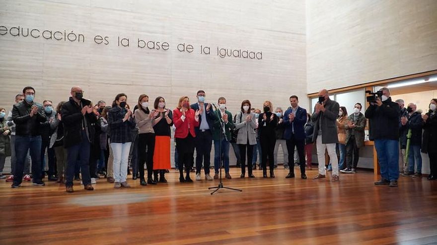 Actos de repulsa en Sonseca y en la Consejería de Educación contra la violencia en las aulas