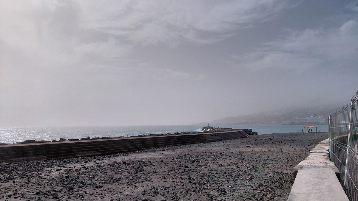 Sanidad recomienda a las personas más sensibles extremar las precauciones por la calima