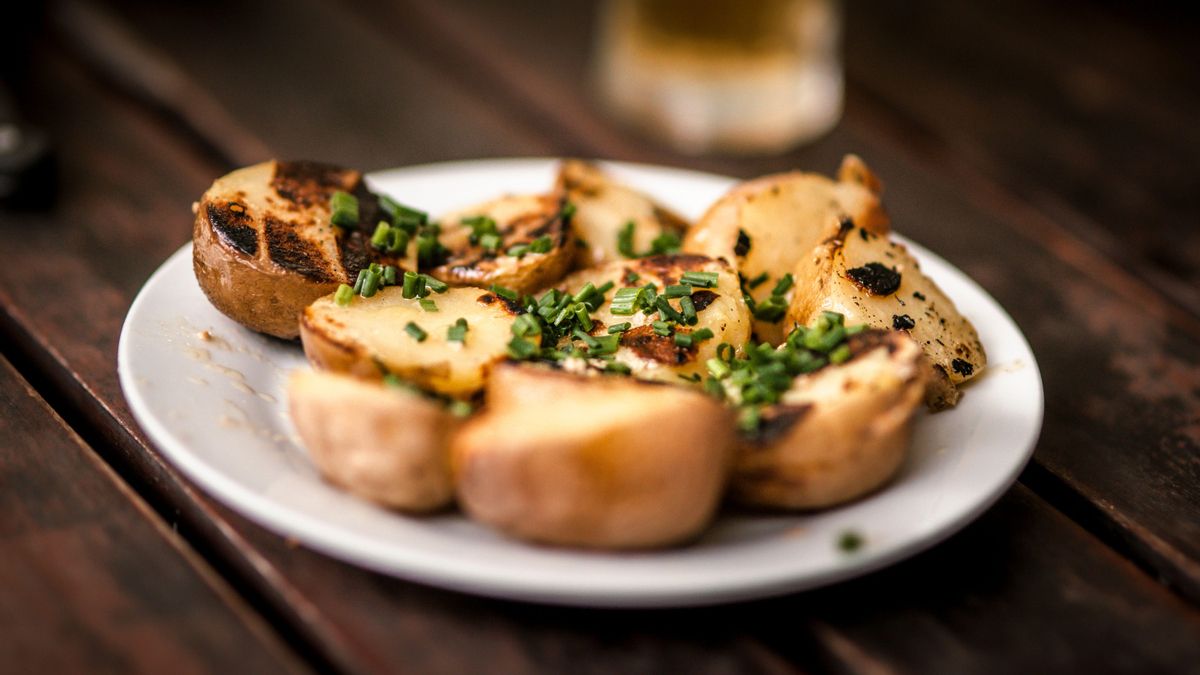 Patatas a la importancia listas para degustar