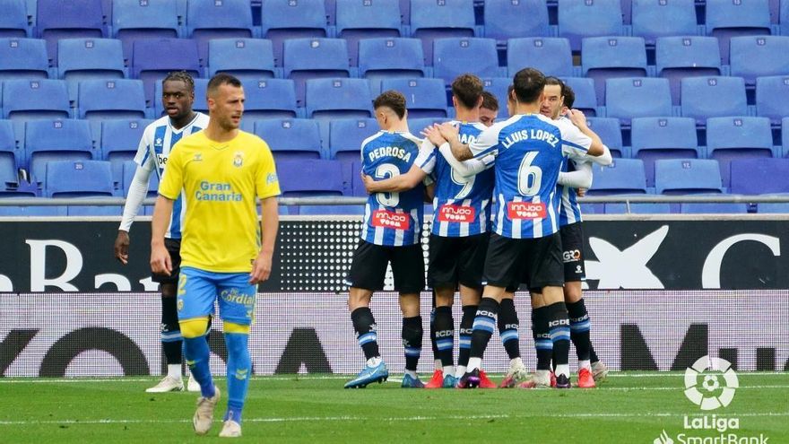 Puado destroza a la UD Las Palmas