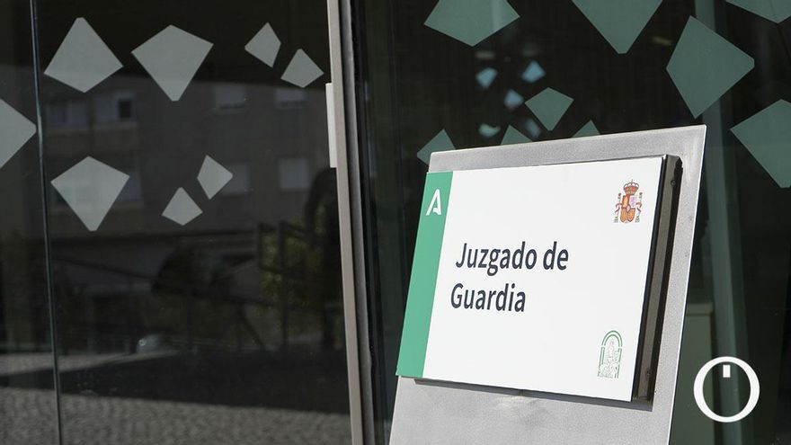 Un juez niega una indemnización por caerse de un patinete en un bache porque la conductora lo pudo evitar