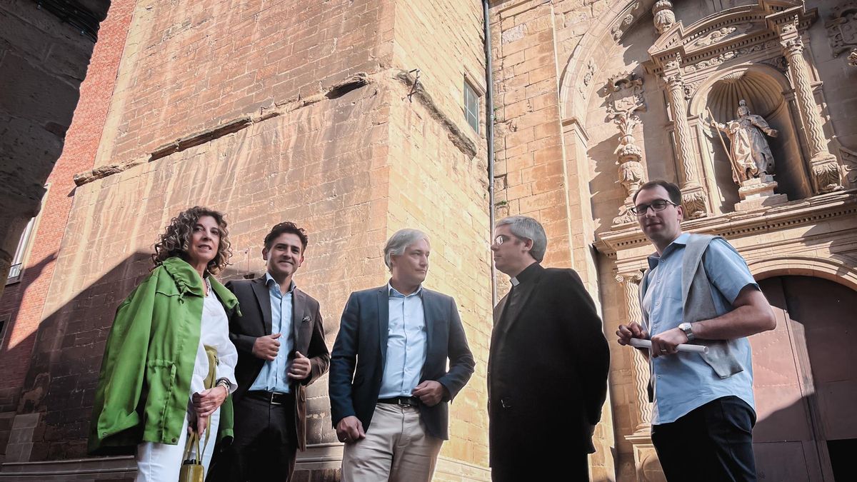 La restauración de la iglesia de Santiago de Logroño llega a la torre con una inversión de 153.000 euros