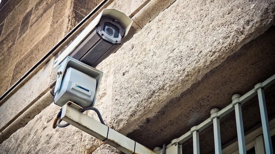 Albiol desplegará más de 600 cámaras de videovigilancia en Badalona a partir del año que viene