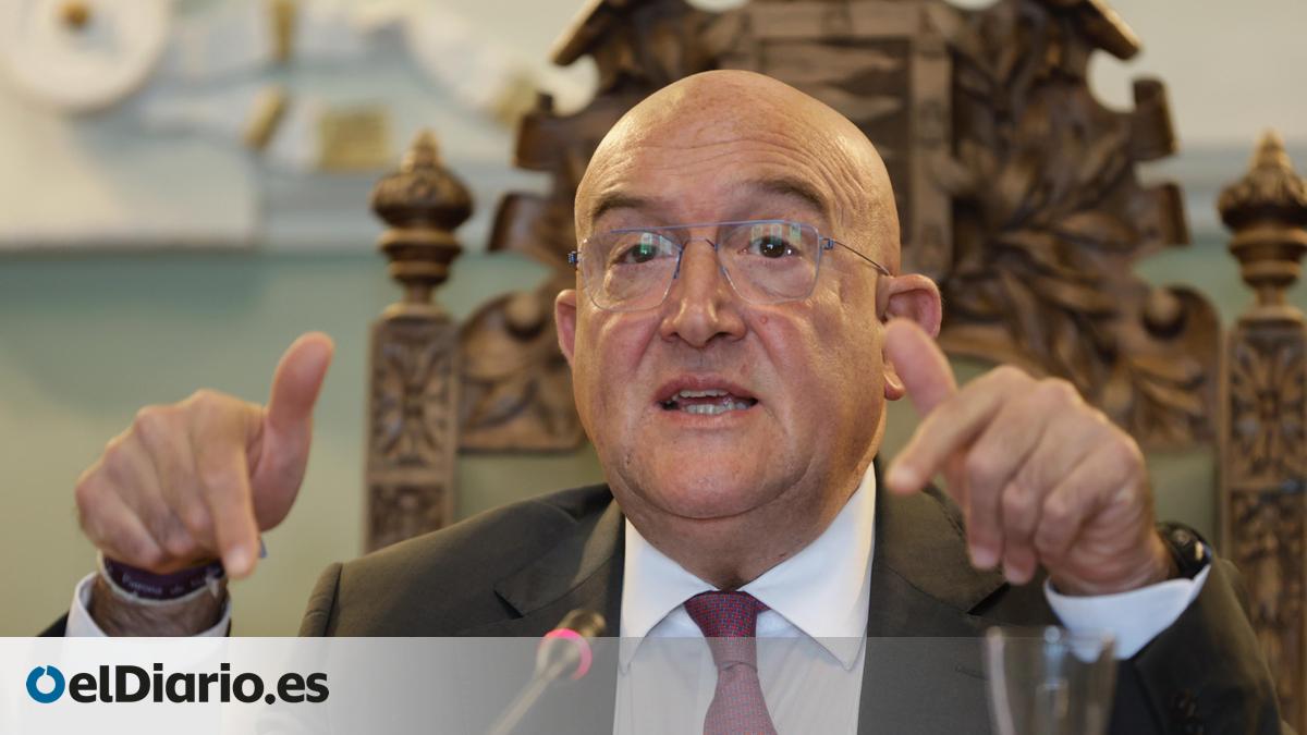 El chófer del alcalde de Valladolid cesa en su puesto en plena trifulca ...