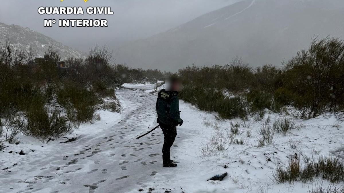 Imagen de la búsqueda de la ciudadana alemana desaparecida y localizada muerta cerca de Matavenero.