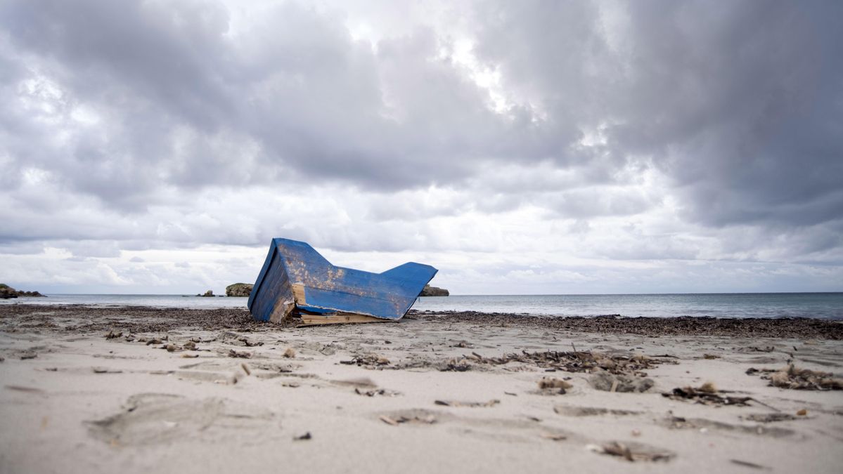 Dos bebés rescatadas de una patera ingresan deshidratadas en un hospital de Ibiza