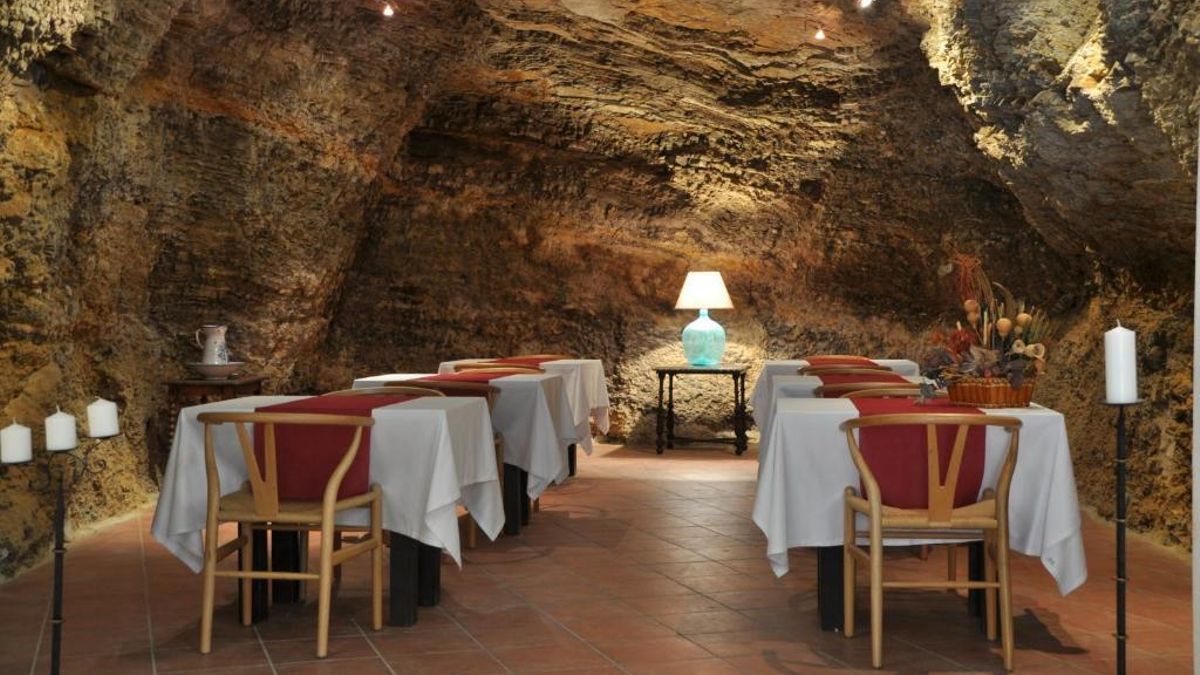 La comarca de La Rioja tallada en piedra y rodeada de agua termal donde despega el turismo