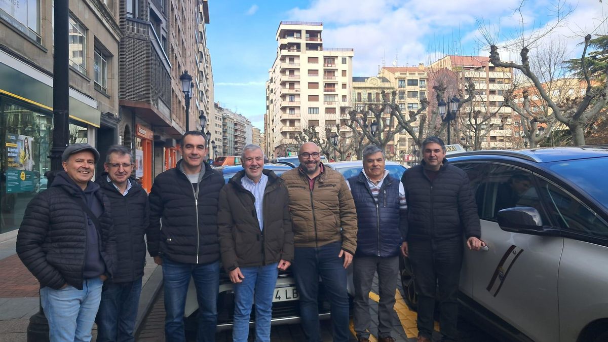 Subida de tarifas y cambio en las paradas antes del aumento de taxis nocturnos en Logroño