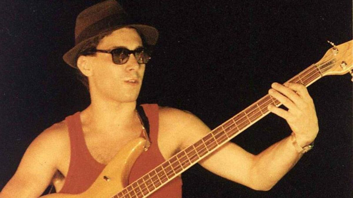 El músico Pepe Atance, en 1984.