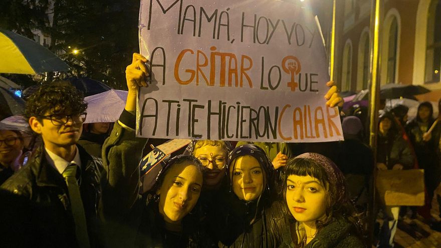 Las imágenes del 8M en Logroño: la fuerza del feminismo venció a la lluvia
