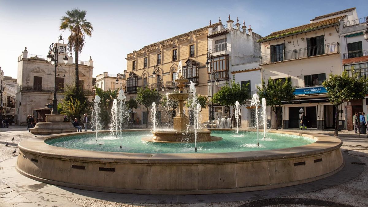 La villa de Cádiz que es Conjunto Histórico-Artístico y en la que disfrutar de una gastronomía marcada por el vino y el mar