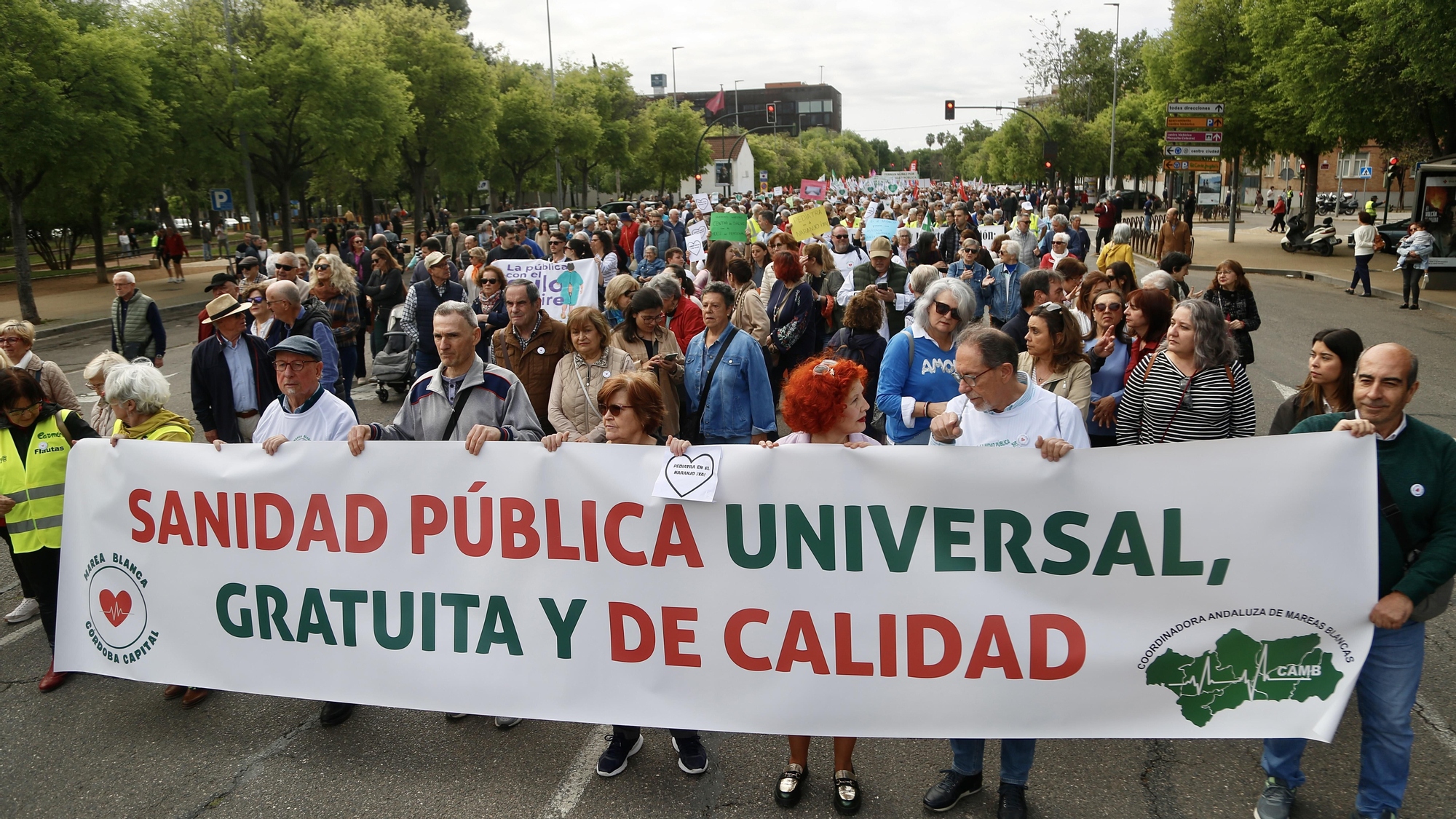 Manifestación de las Mareas Blancas por la sanidad pública