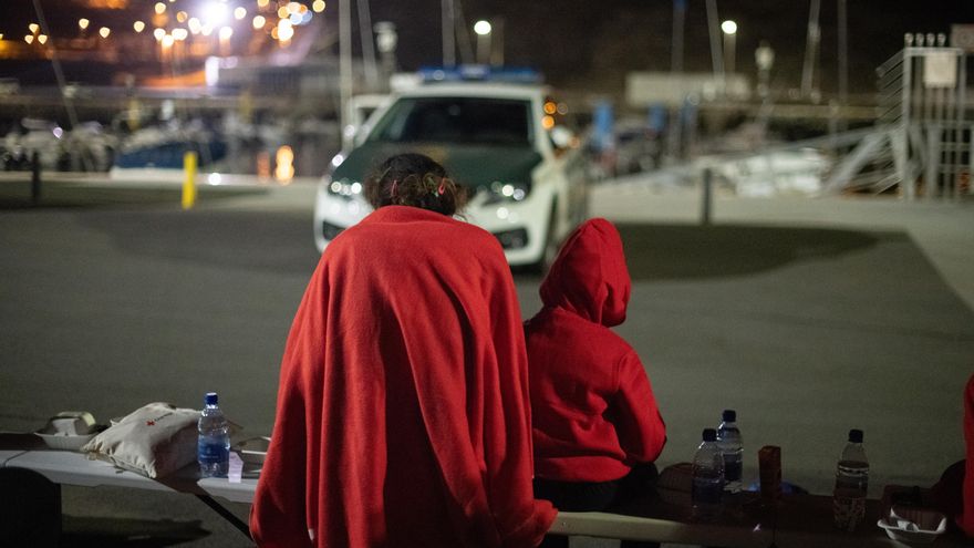 El Gobierno canario busca escolarizar a todos los menores migrantes el próximo curso