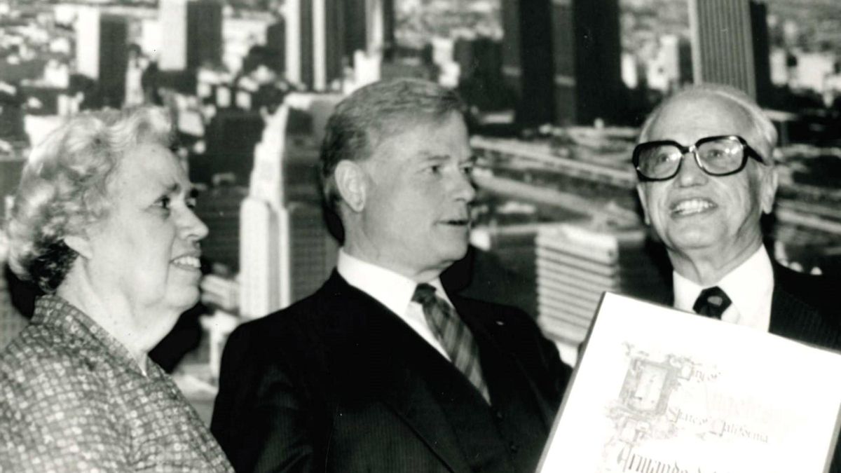 Acto de nombramiento de hijo adoptivo de la ciudad de Los Ángeles